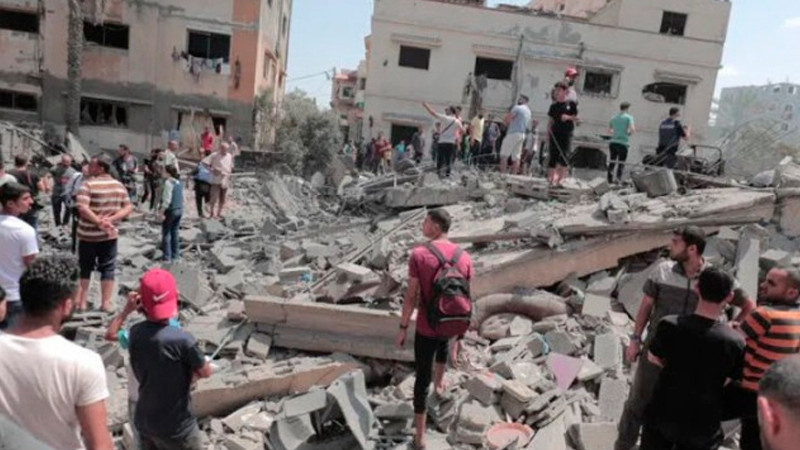 «Vuelta al diálogo: grupo extremista logra liberar a 20 rehenes después de un alto al fuego histórico con Israel»