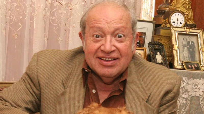 La leyenda del humor mexicano se despide: fallece Eduardo Manzano, pionero del ‘Polivoces’ y alma de la comedia nacional.